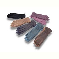 Купить Перчатки КОРОЛЕВА B13-85 кож.зам.плюш-сенс.mix на obuv-plus.com.ua