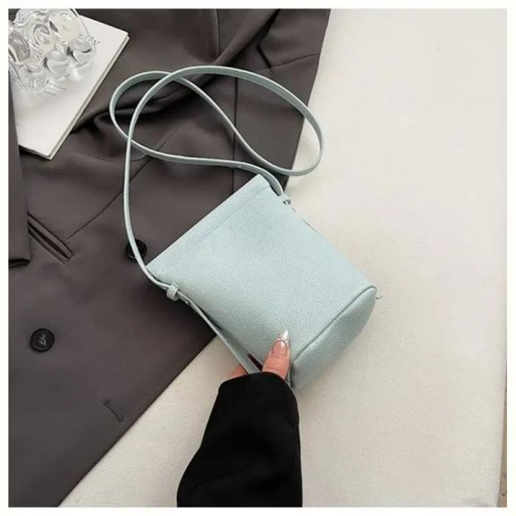 Купить Сумка Fashion Bag C2769-4 l.blue на obuv-plus.com.ua