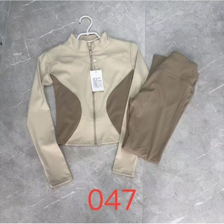 Купить Костюм спорт NewJeans 047 beige на obuv-plus.com.ua