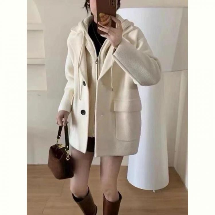 Купить Пальто DIVO DV6 l.beige на obuv-plus.com.ua