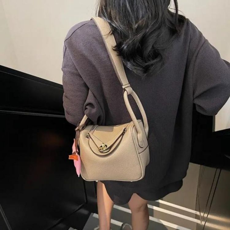 Купить Сумка Fashion Bag C28300-3 beige на obuv-plus.com.ua