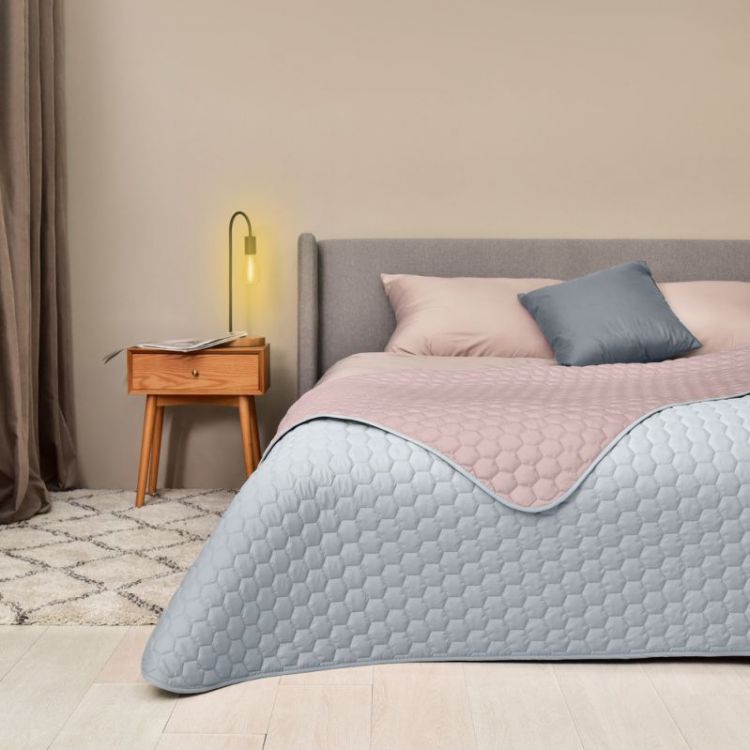 Купить Покрывало на кровать Silhouette 240x260 IDEIA двухстороннее прочная стежка ткани антиаллергенное мята на obuv-plus.com.ua