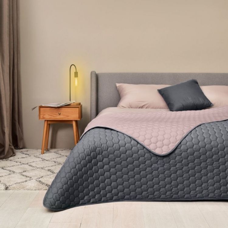 Купить Покрывало на кровать Silhouette 240x260 IDEIA двухстороннее прочная стежка ткани антиаллергенное волокно на obuv-plus.com.ua