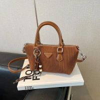 Купить Сумка Fashion Bag 8940-3 camel на obuv-plus.com.ua